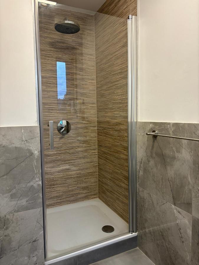 Lenti Duesseldorfer Apartment'S Bagian luar foto