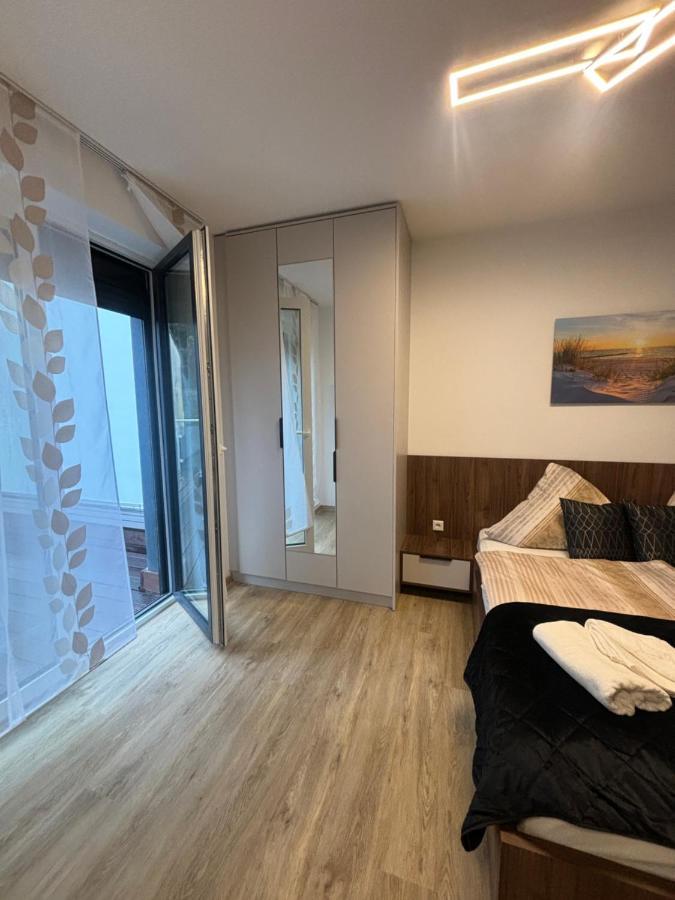 Lenti Duesseldorfer Apartment'S Bagian luar foto