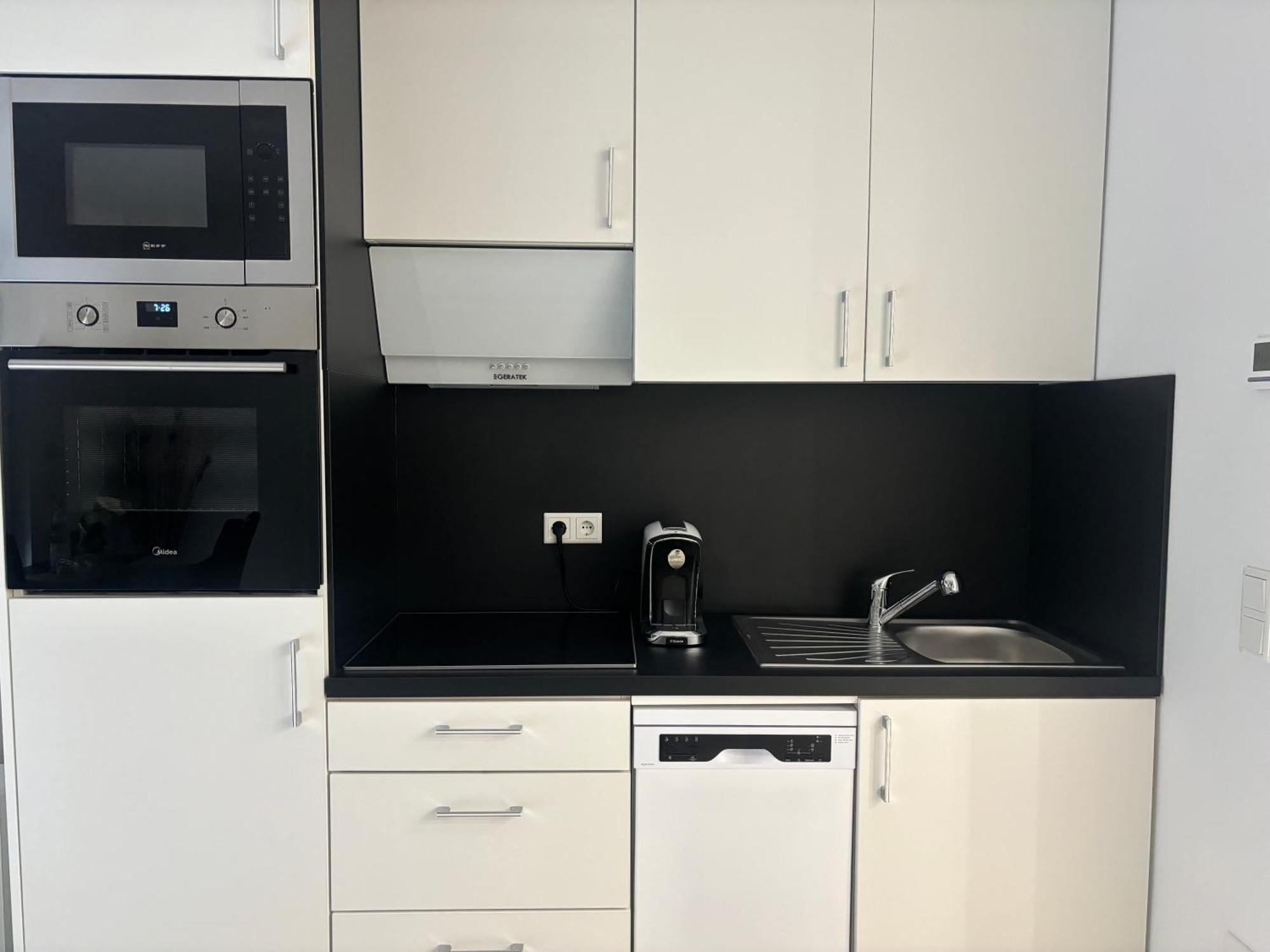 Lenti Duesseldorfer Apartment'S Bagian luar foto