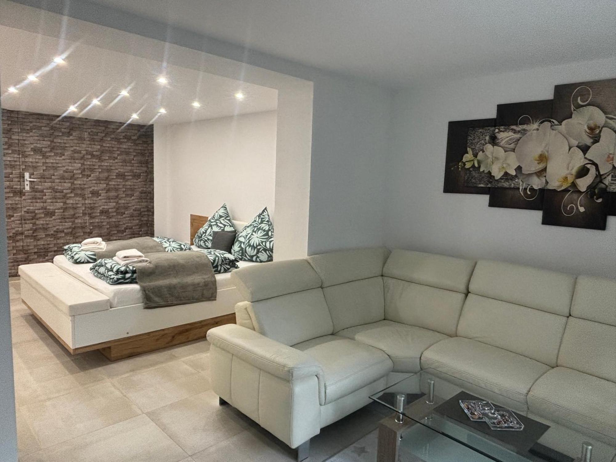 Lenti Duesseldorfer Apartment'S Bagian luar foto